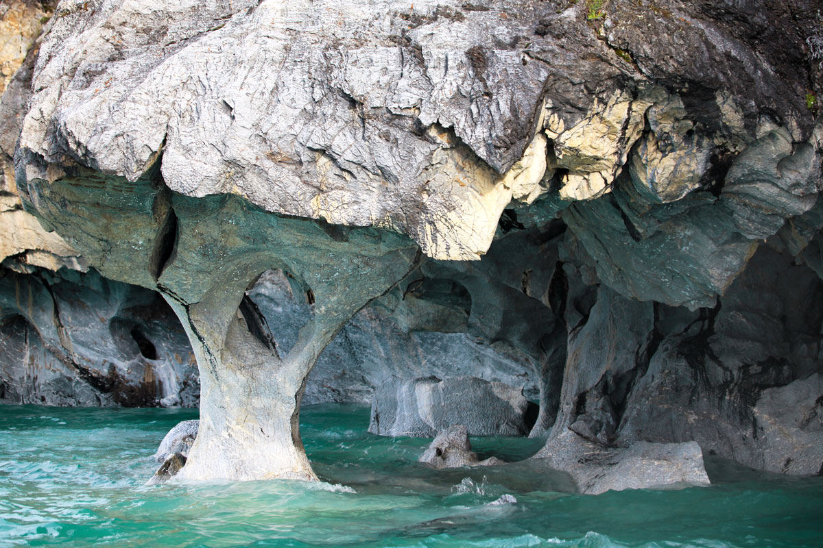 Cuevas De Marmol